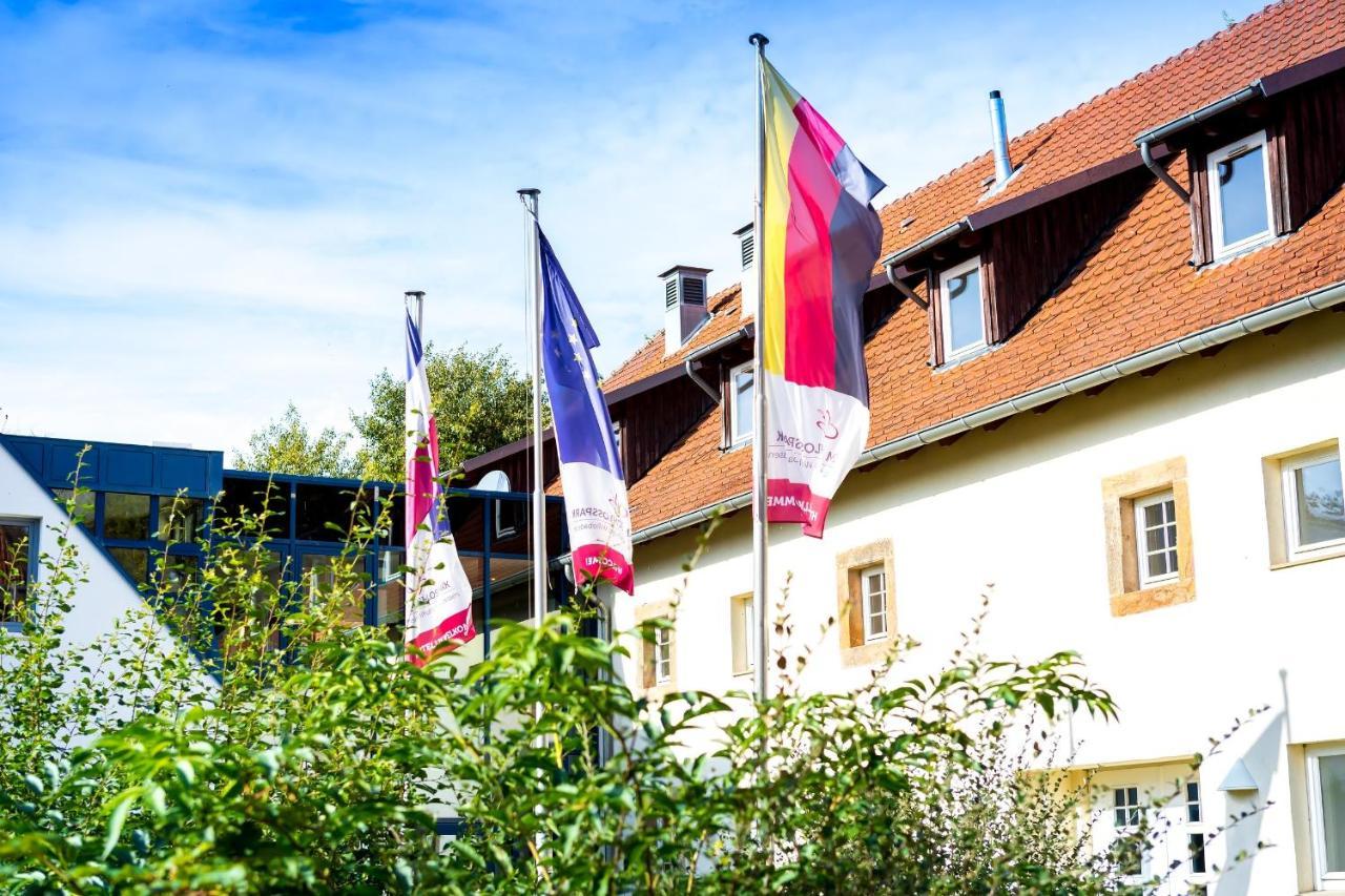 Wohlfuehlhotel Im Schlosspark - Self Checkin Willebadessen المظهر الخارجي الصورة